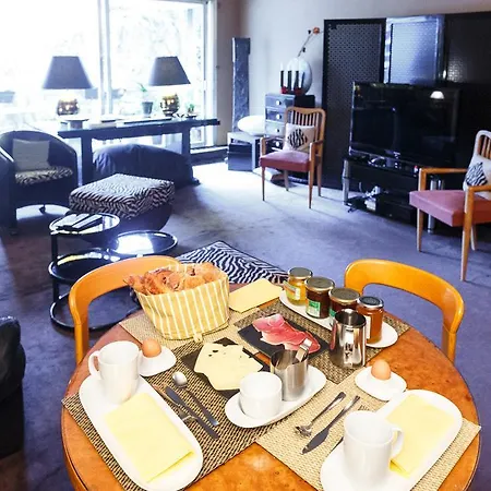 B&B Junior Suite Paris Tour Eiffel-3